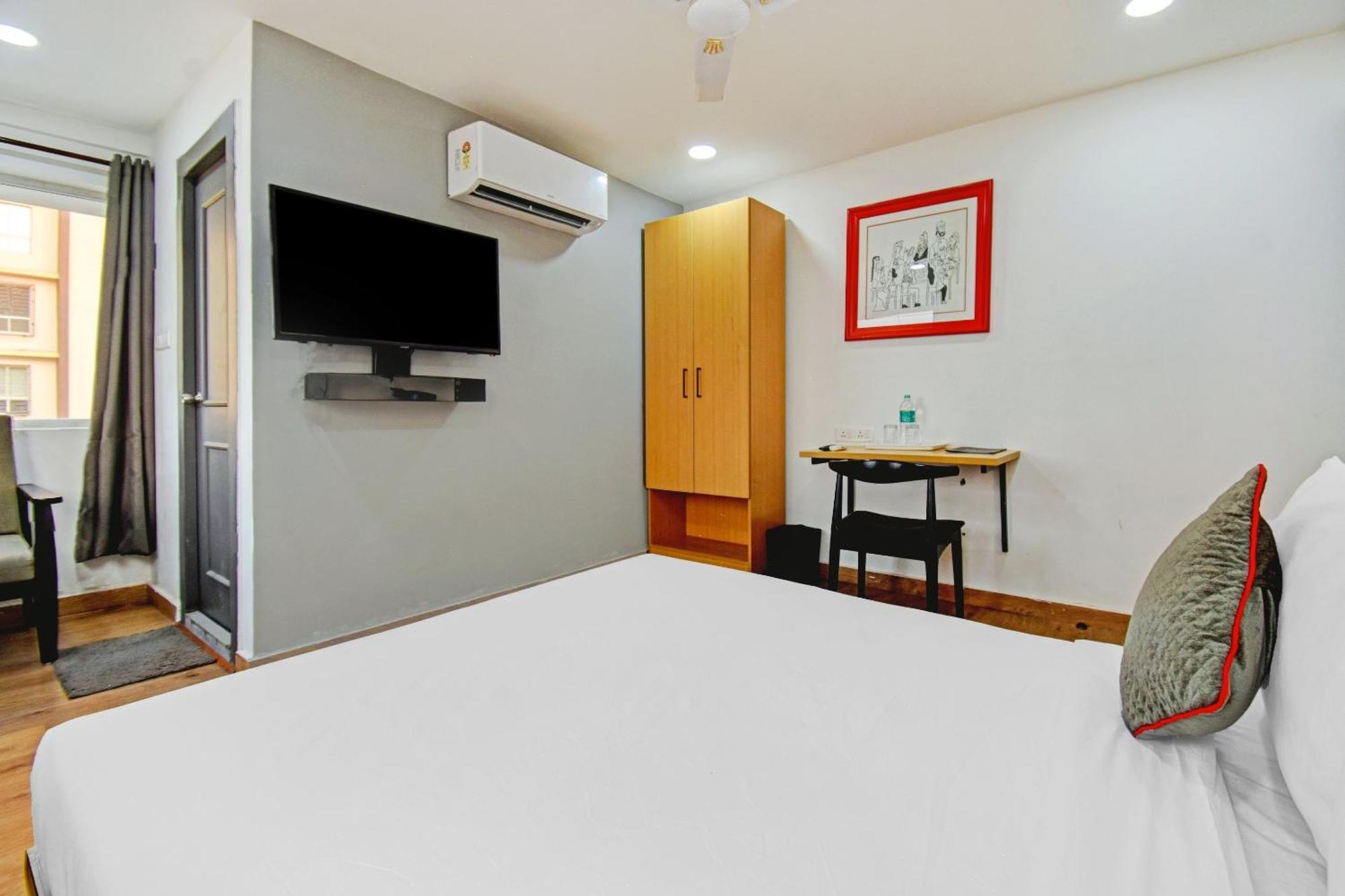 Hotel Super Townhouse The Royal Retreat Garui Esterno foto